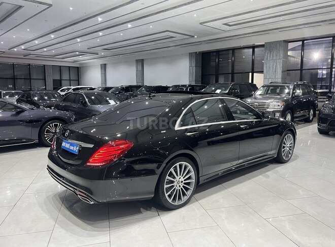 Mercedes S 500