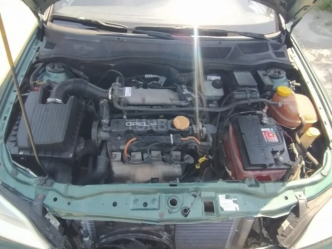 Opel Astra 2002, 257,257 km - 1.6 l - Bakı