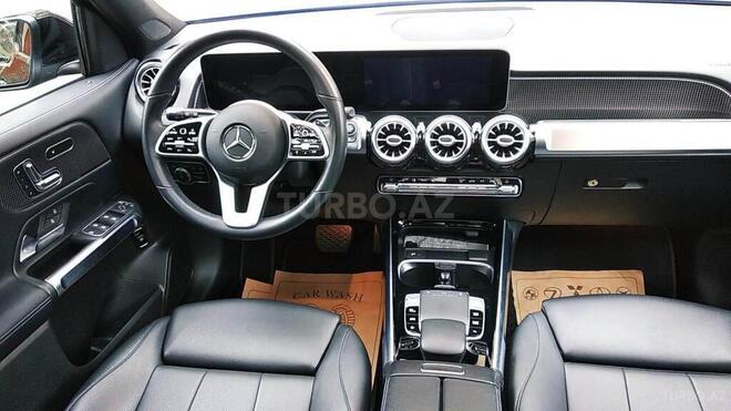 Mercedes GLB 250