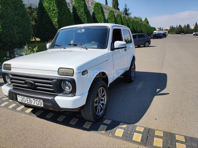 LADA (VAZ) Niva