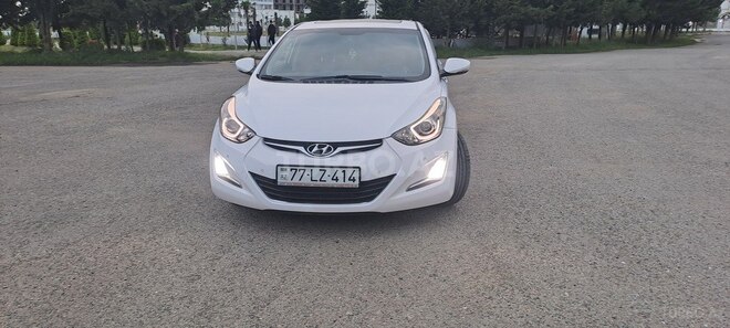 Hyundai Avante 2014, 140,000 km - 1.6 l - Astara