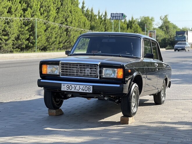 LADA (VAZ) 2107