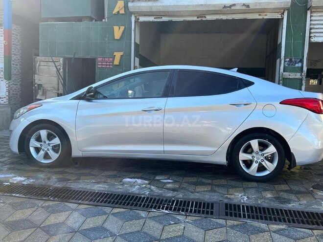 Hyundai Elantra 2011, 289,682 km - 1.8 l - Bakı