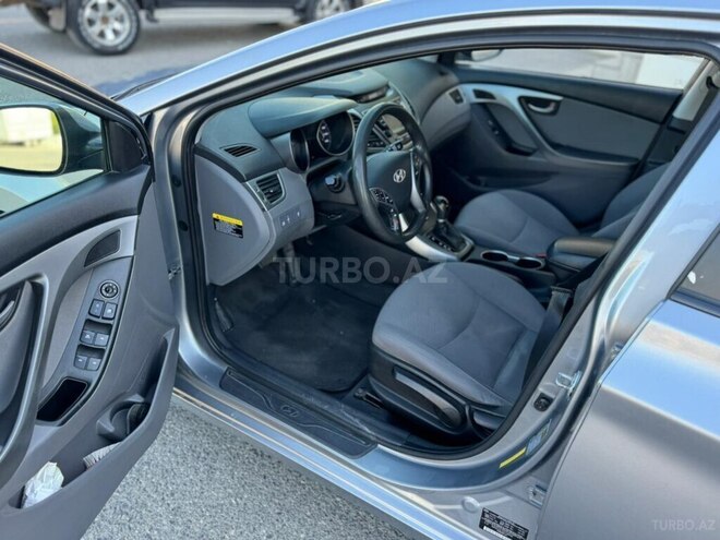 Hyundai Elantra 2016, 212,000 km - 1.8 л - Bakı