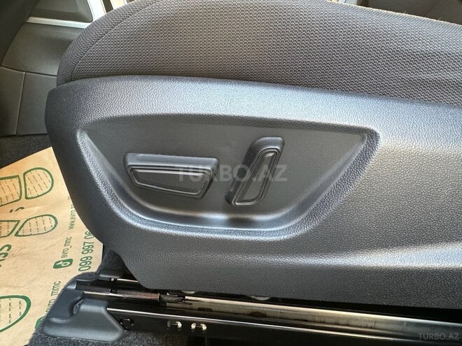 Toyota Corolla Cross 2024, 0 km - 2.0 л - Bakı
