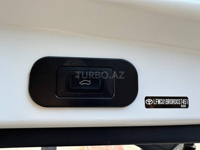 Toyota Corolla Cross 2024, 0 km - 2.0 л - Bakı