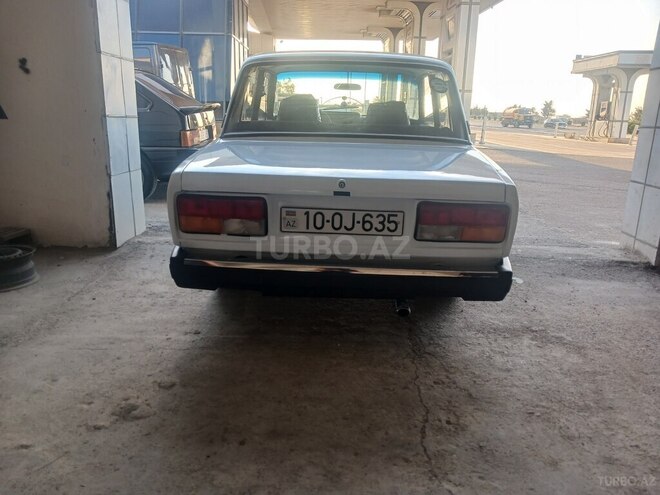 LADA (VAZ) 2107