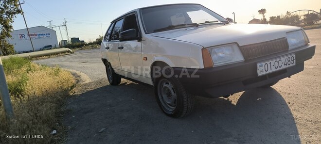 LADA (VAZ) 2109