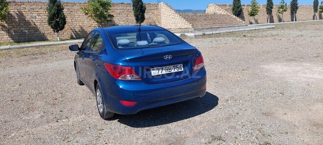 Hyundai Accent 2015, 204,387 km - 1.6 l - Gəncə