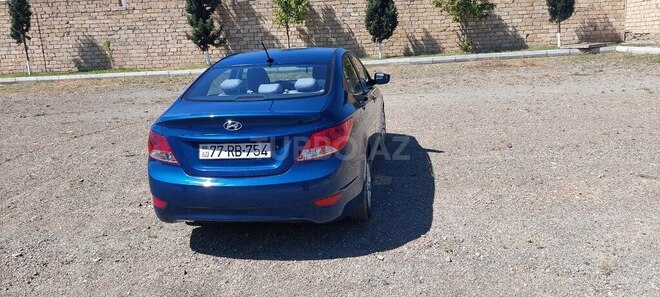 Hyundai Accent 2015, 204,387 km - 1.6 l - Gəncə