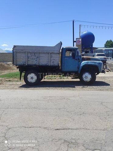 ZIL 130