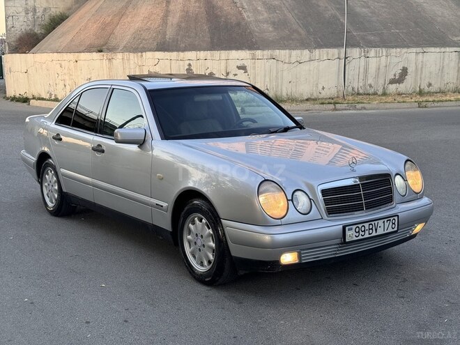 Mercedes E 200 1999, 259,000 km - 2.0 l - Bakı
