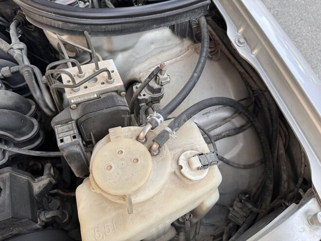 Mercedes E 200 1999, 259,000 km - 2.0 l - Bakı