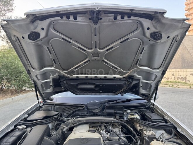 Mercedes E 200 1999, 259,000 km - 2.0 l - Bakı