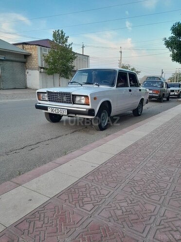 LADA (VAZ) 2107