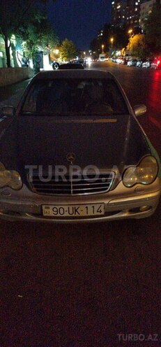 Mercedes C 220 d 2001, 694,774 km - 2.2 l - Bakı