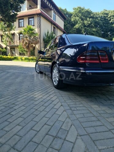 Mercedes E 220 d