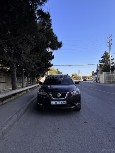 Nissan Kicks