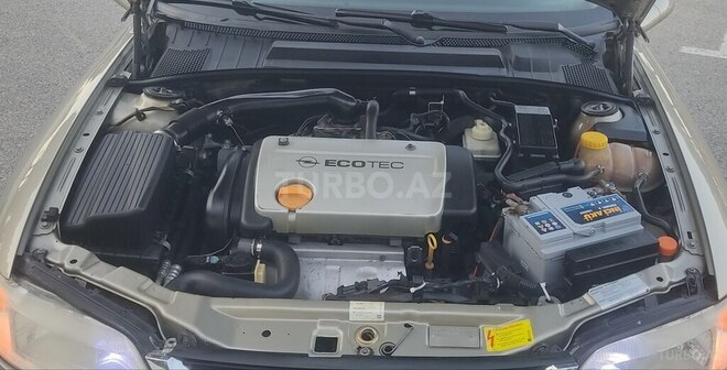 Opel Vectra 1999, 174,000 km - 1.6 l - Sumqayıt