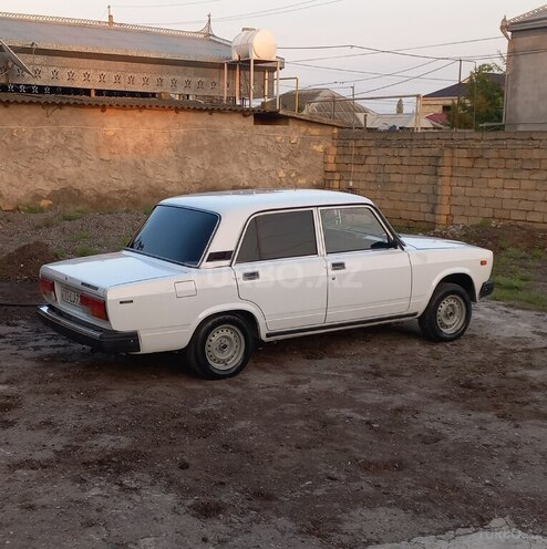 LADA (VAZ) 2107