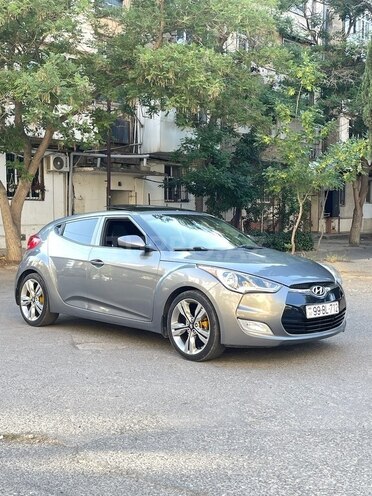 Hyundai Veloster