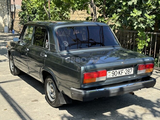 LADA (VAZ) 2107