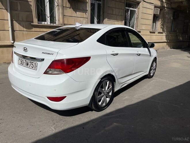 Hyundai Accent