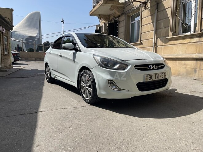 Hyundai Accent