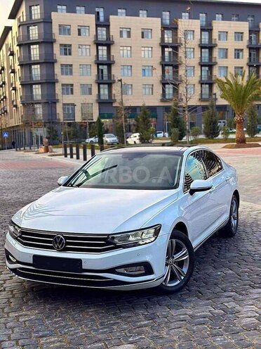 Volkswagen Passat 2021, 49,000 km - 1.4 l - Bakı