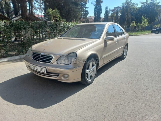 Mercedes C 240 2002, 273,728 km - 2.4 l - Gəncə