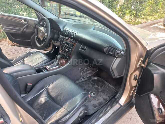 Mercedes C 240 2002, 273,728 km - 2.4 l - Gəncə