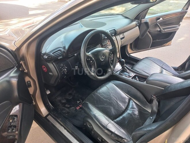 Mercedes C 240 2002, 273,728 km - 2.4 l - Gəncə