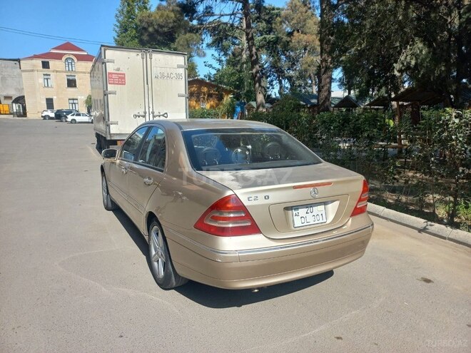 Mercedes C 240 2002, 273,728 km - 2.4 l - Gəncə