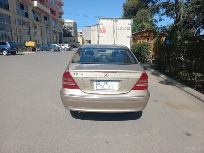 Mercedes C 240 2002, 273,728 km - 2.4 l - Gəncə