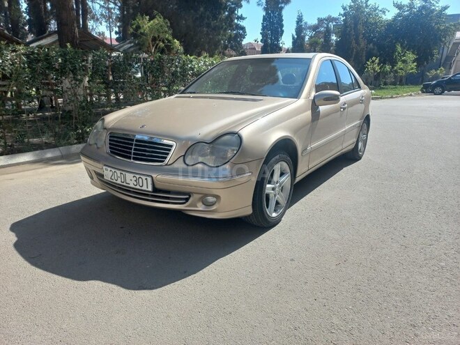 Mercedes C 240 2002, 273,728 km - 2.4 l - Gəncə