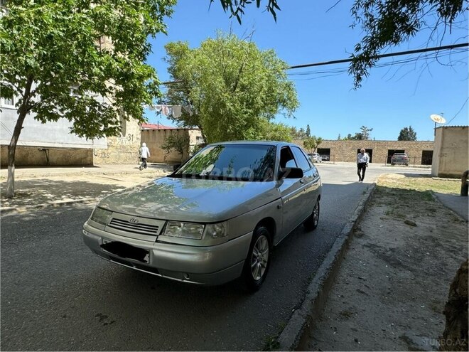 LADA (VAZ) 2112