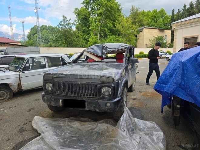 LADA (VAZ) Niva 2019, 140,000 km - 1.7 л - İsmayıllı