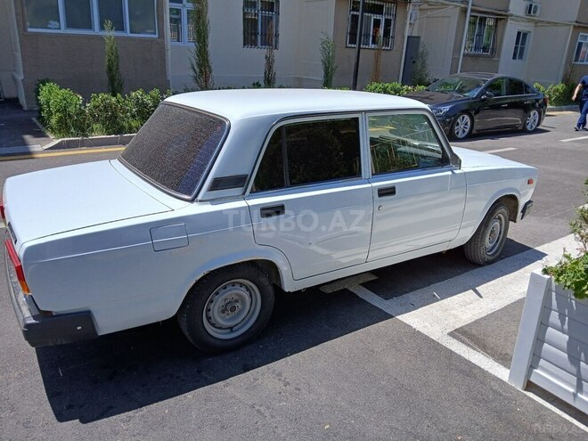 LADA (VAZ) 2107