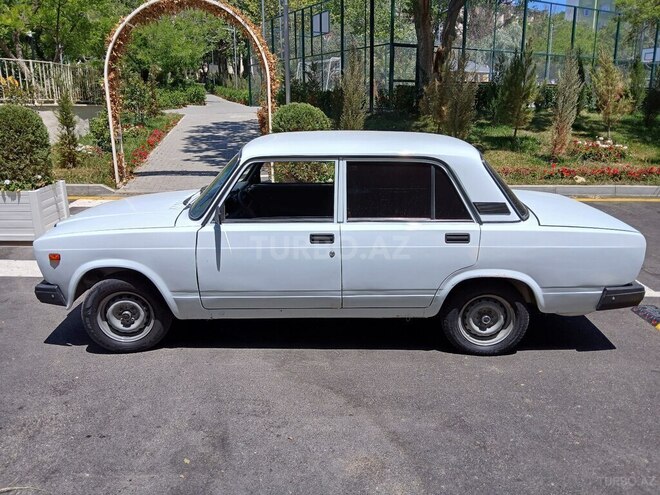 LADA (VAZ) 2107