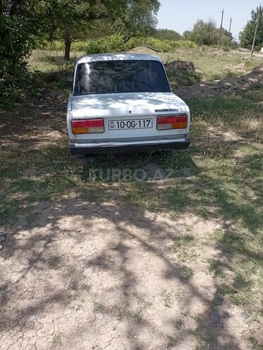 LADA (VAZ) 2107