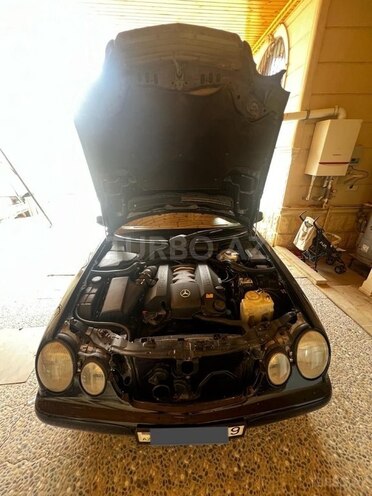 Mercedes E 280 1998, 430,000 km - 2.8 л - Bakı