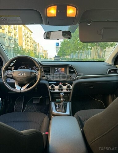 Hyundai Elantra 2018, 126,000 km - 2.0 l - Bakı
