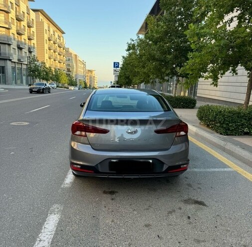Hyundai Elantra 2018, 126,000 km - 2.0 l - Bakı