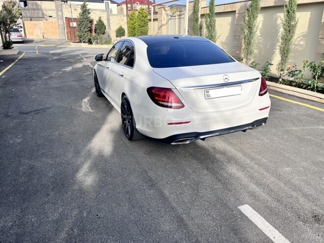 Mercedes E 300