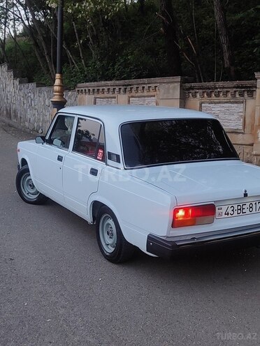 LADA (VAZ) 2107