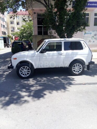 LADA (VAZ) Niva 2009, 238,000 km - 1.7 l - Sumqayıt