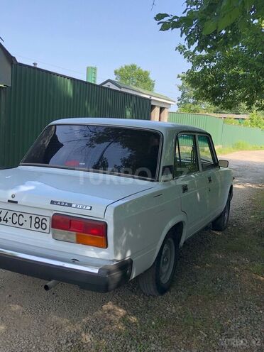 LADA (VAZ) 2107