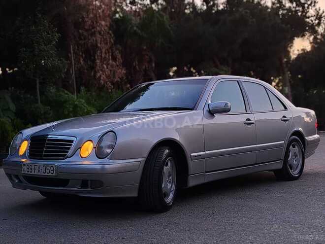 Mercedes E 200