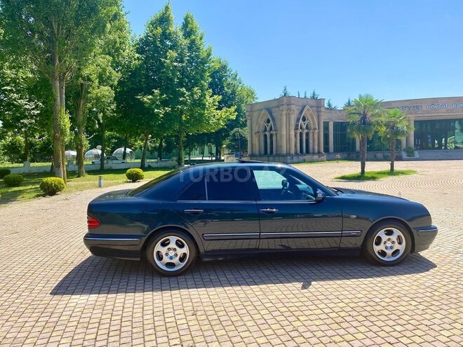 Mercedes E 240 2000, 265,000 km - 2.6 л - Masallı