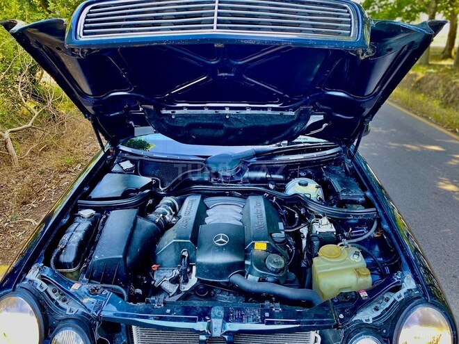 Mercedes E 240 2000, 265,000 km - 2.6 л - Masallı